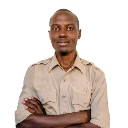 John, safari expert guide